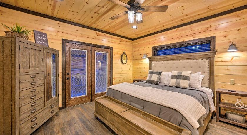Outdoor Paradise with Hot Tub, Firepit, BBQ and More! photo
