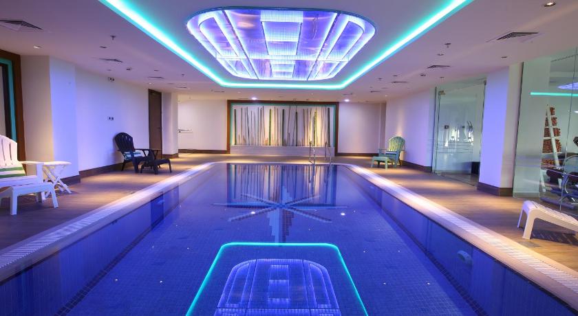 Ibis Styles Dubai Jumeira - image 7