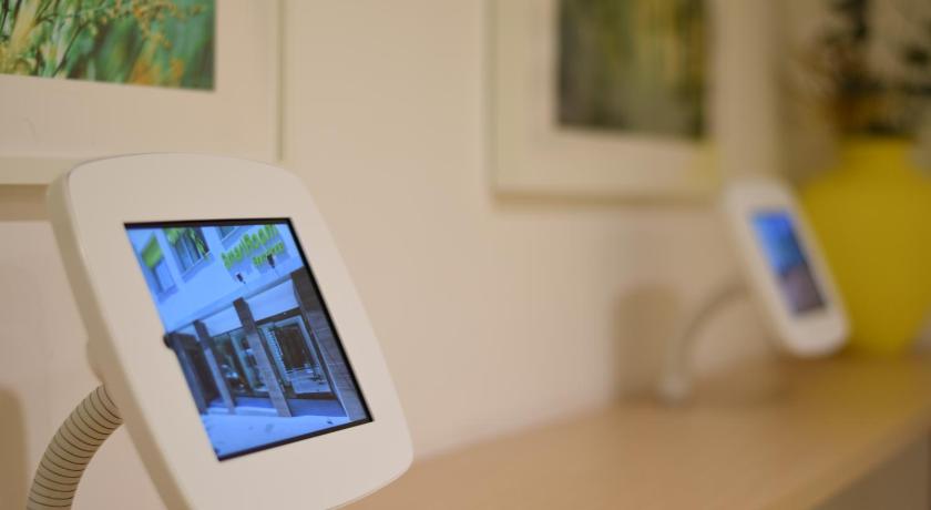 SmartRoom Barcelona photo