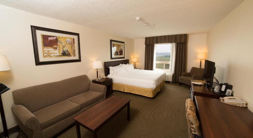 Holiday Inn Express & Suites Whitecourt photo