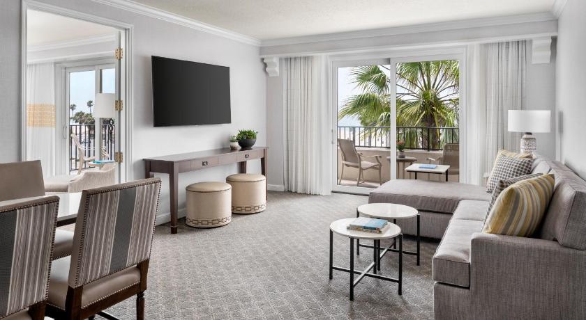 Image of Sunset Suite 1