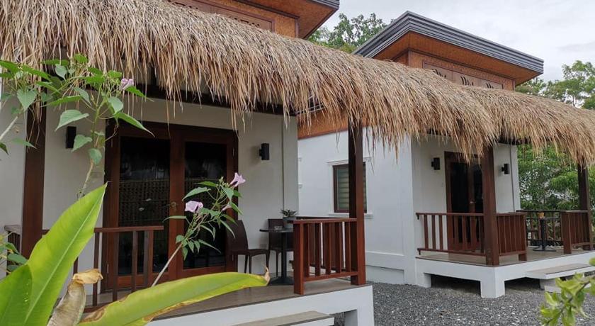 Alona Vikings Lodge 2 — Hotel in Bohol