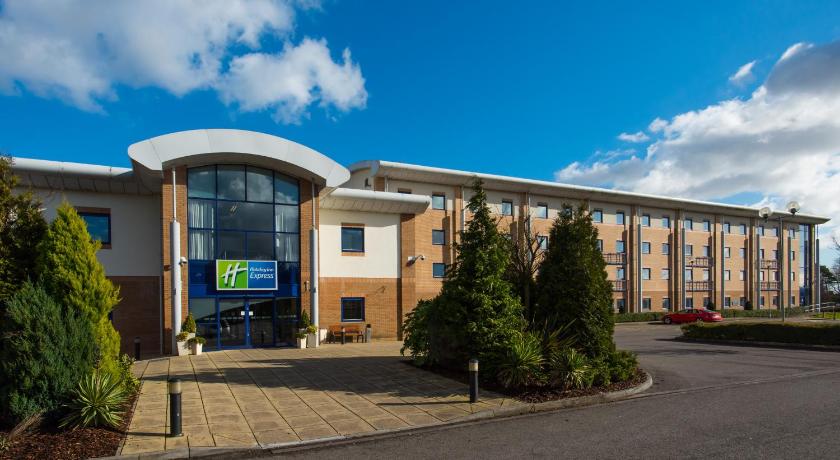 Holiday Inn Express Newport