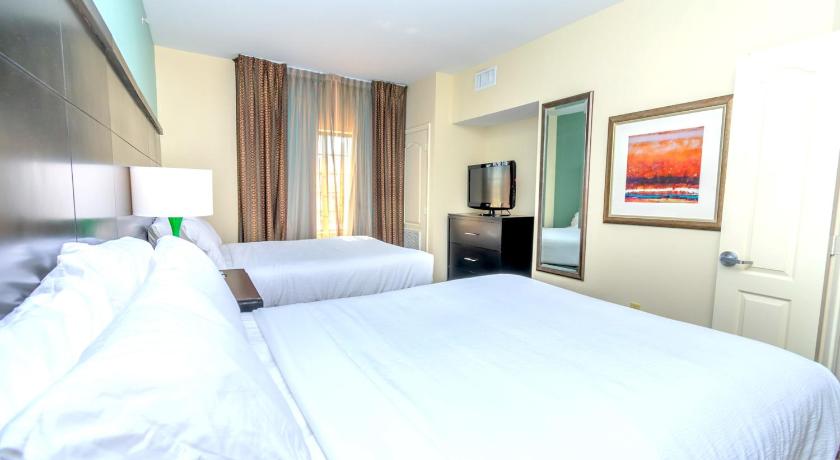 Staybridge Suites Houston - IAH Airport