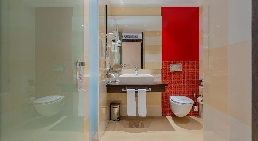 Ramada by Wyndham Sibiu photo