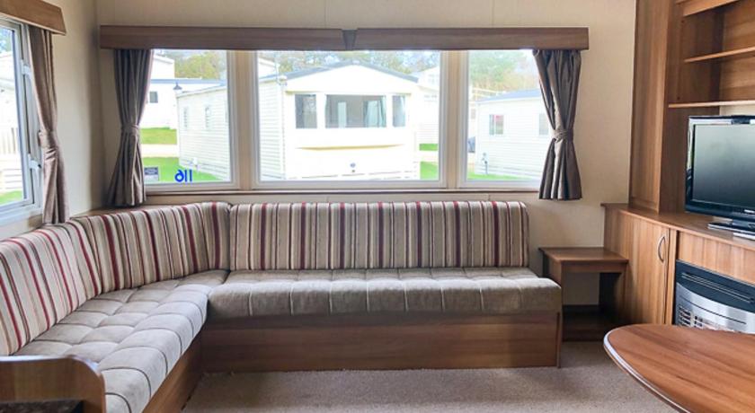 Image of Caravan 3