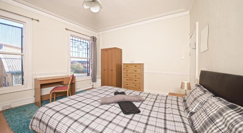 Liverpool City Stays - Lawrence Road BB1 photo