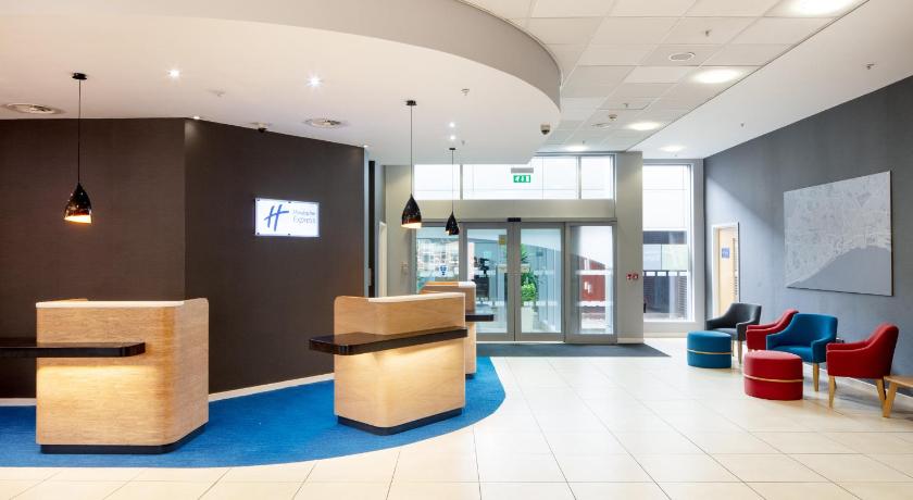 Holiday Inn Express Hull City Centre photo