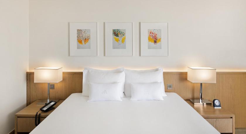 Image of Resort View Room 7