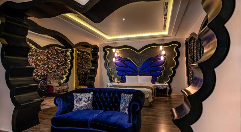 Image of Deluxe Double Room (Check-in after 21:00) 13