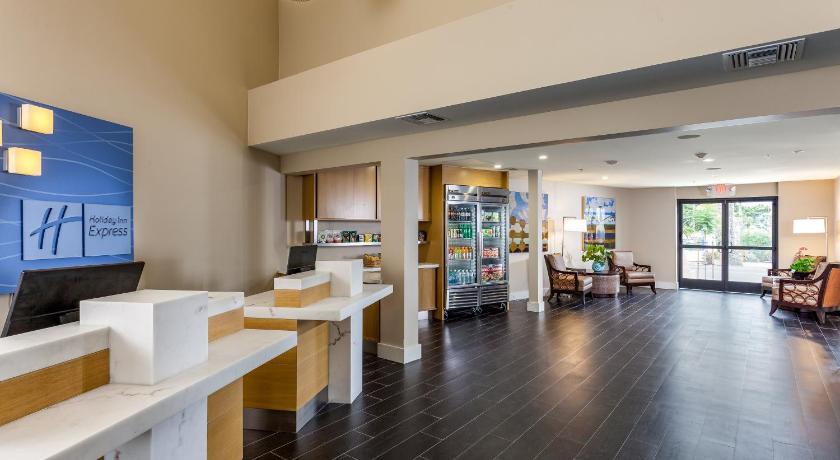 Holiday Inn Express and Suites La Jolla - Windansea Beach