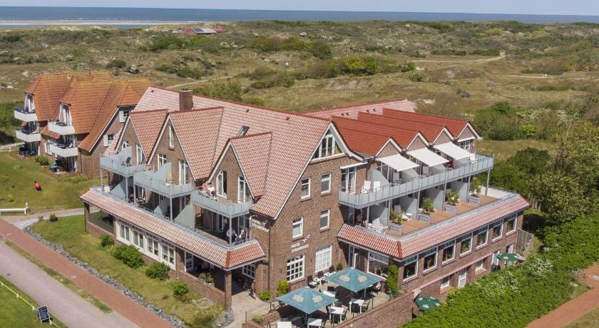 Hotel Strandhof — Hotel in Baltrum