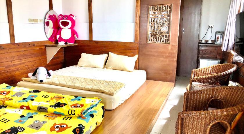 Image of Queen Room 0