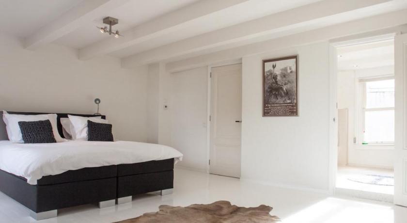 Mokum Suites photo