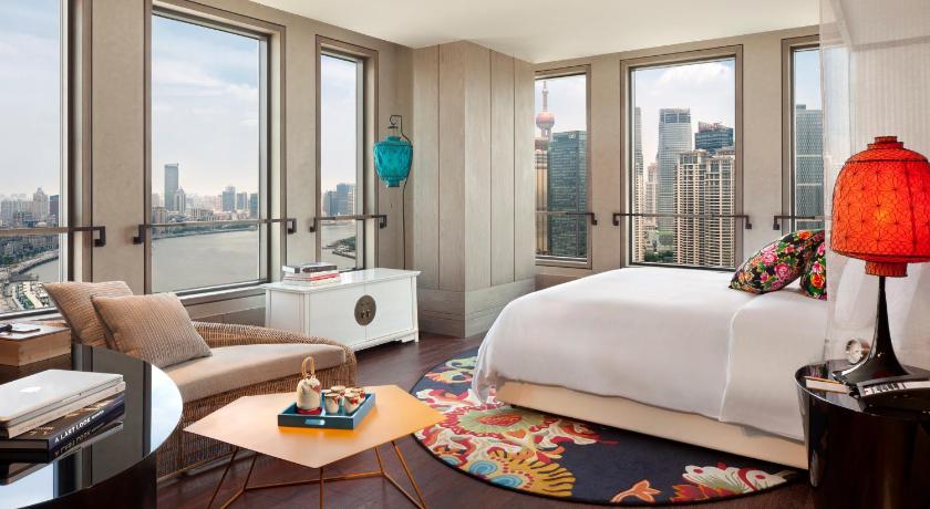 Image of 1 King Bed Premium River View 0