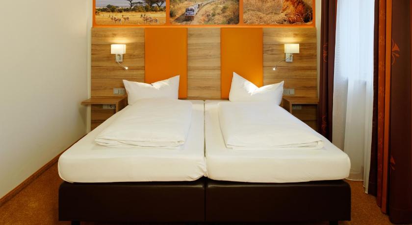 赖歇尔斯博伊伦 Hotel zur Post 酒店 外观