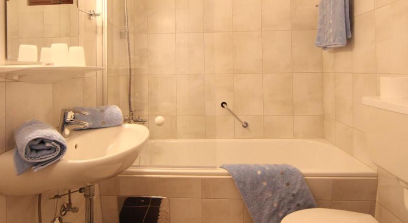 Image of Superior Double Room 2