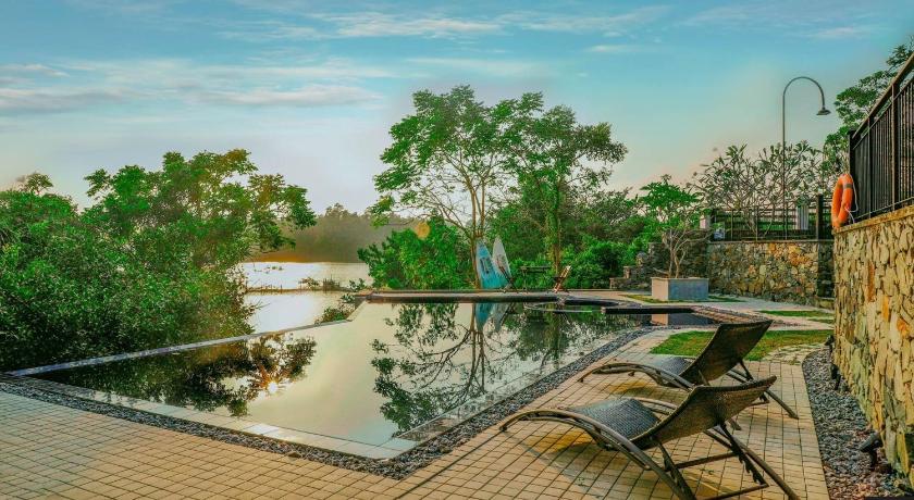 Kalapuwa Resort photo