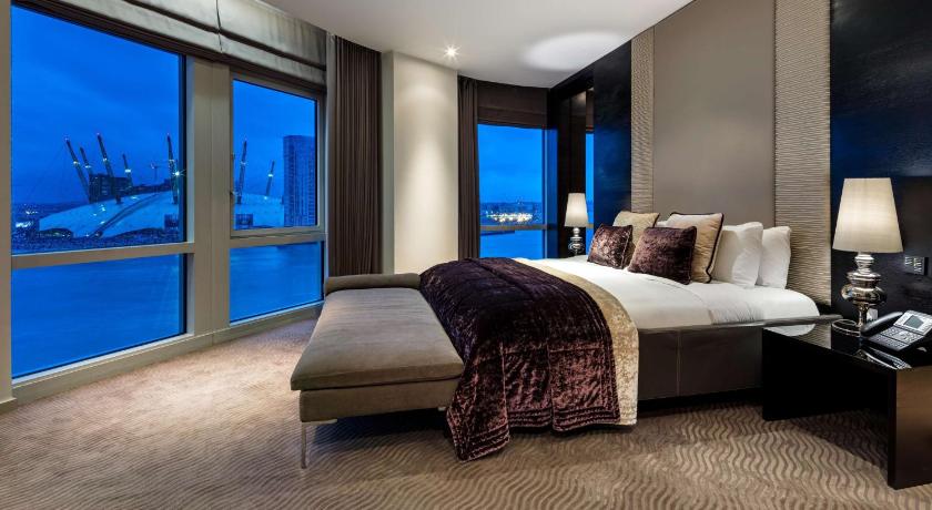 Radisson Blu Edwardian New Providence Wharf Hotel London