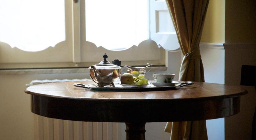 로마 릴레 티에트로 아르젠티나 (Relais Teatro Argentina) 4성급 호텔 레스토랑