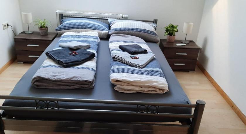 Gemutliche 2 Zimmer FeWo Parkplatz WLAN photo