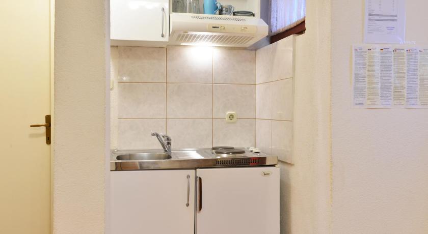 Apt Lavander on Nincevica St-5 min. to Ctr Split - image 5