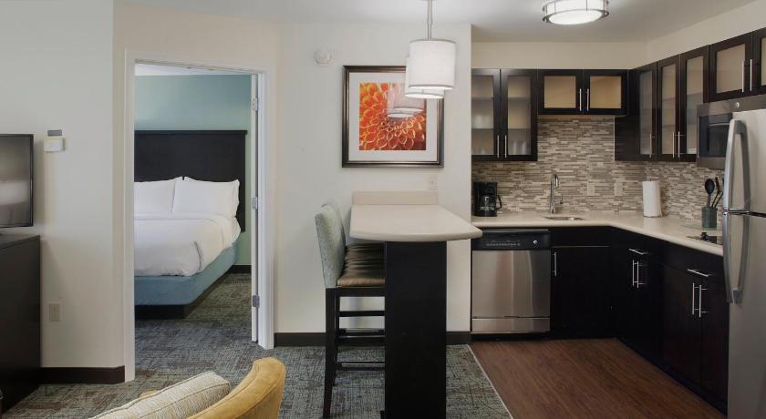 Staybridge Suites Fayetteville