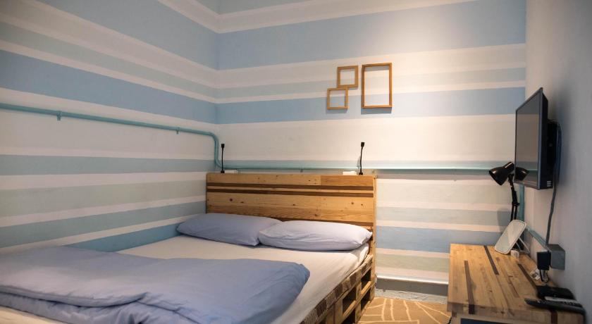Image of Double Room with shared bathroom room 1