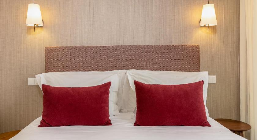 Image of One-Bedroom Apartment - Ground Floor  ( No View ) 9