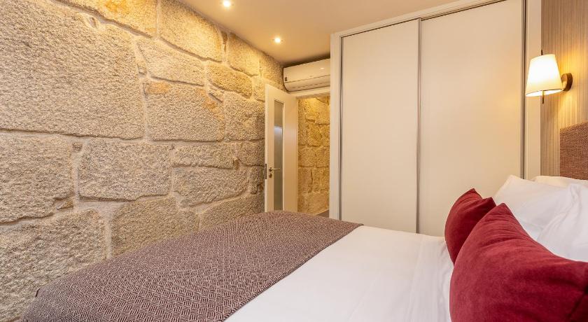 Image of One-Bedroom Apartment - Ground Floor  ( No View ) 8