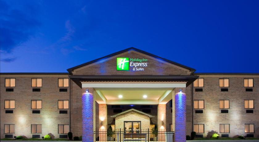 Holiday Inn Express Hotel & Suites Elkins photo
