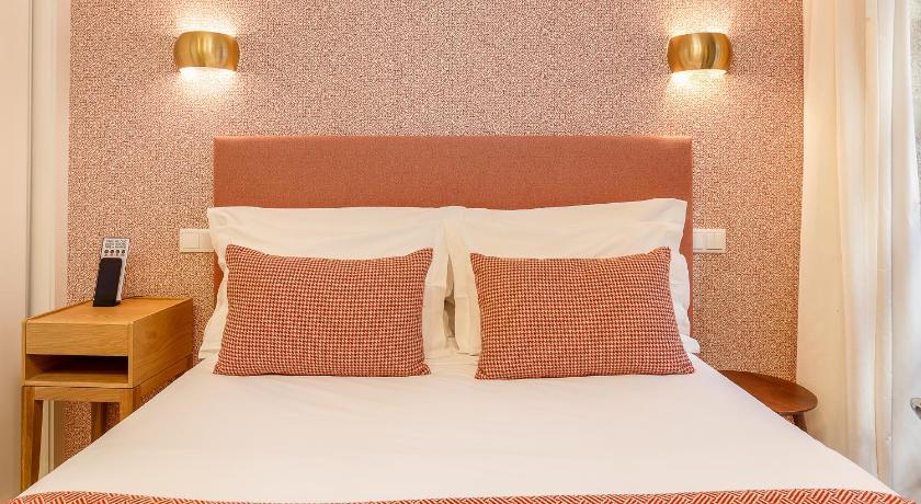 Image of One-Bedroom Apartment with Balcony and River View - First Floor 5