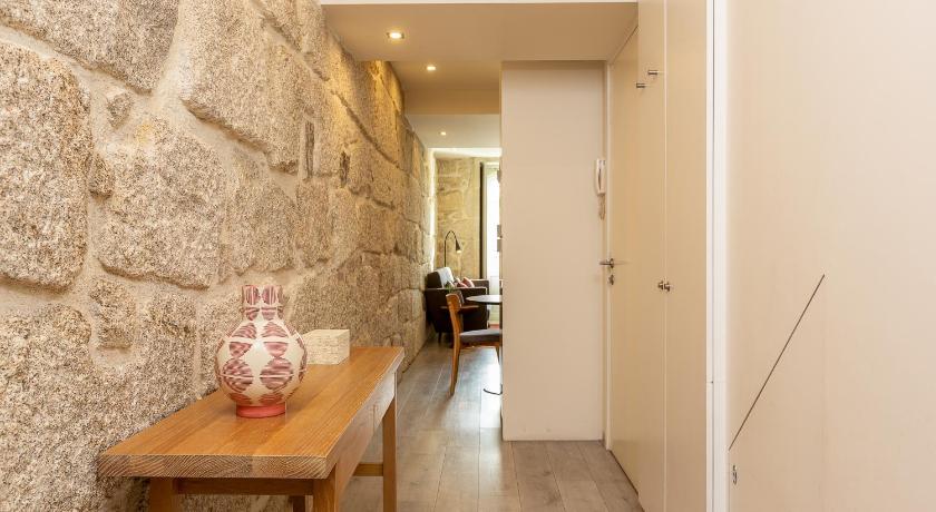 Image of One-Bedroom Apartment with Balcony and River View - Second Floor 12