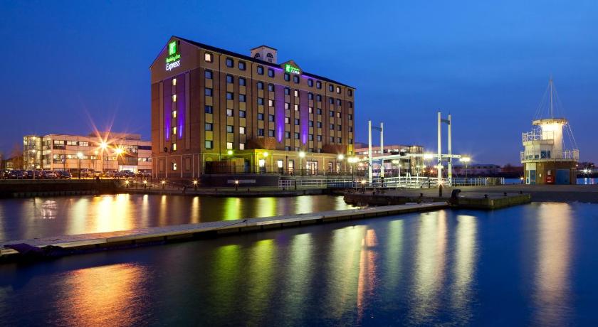 Holiday Inn Express Manchester - Salford Quays