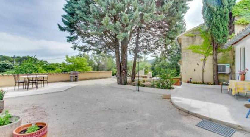 乌希 Provence Dream Chalet 5星级 单人房 外观