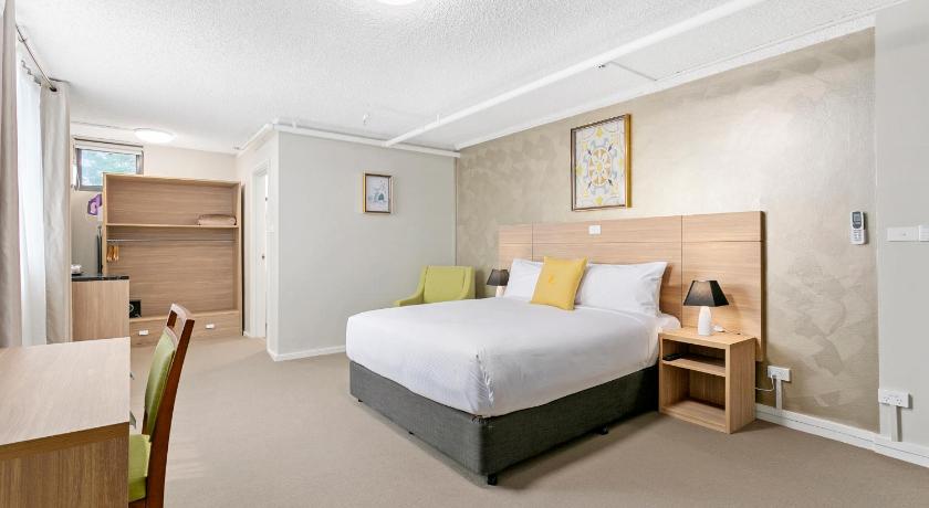 Quality Inn Sunshine Haberfield