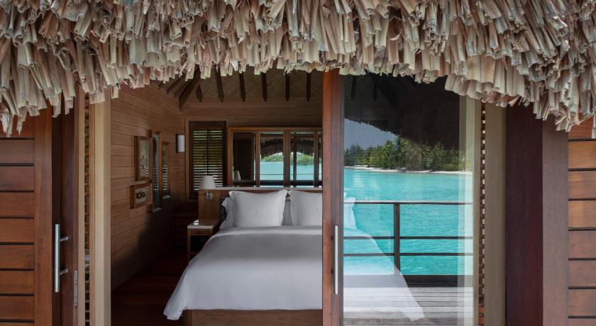 รูปของเฮเรนุย บังกะโล 2 ห้องนอน 1 เตียงคิงไซส์ 2 เตียงควีนไซส์ พร้อมพลันจ์พูล (Two Bedroom Herenui with Plunge Pool King and Two Queen beds) 1