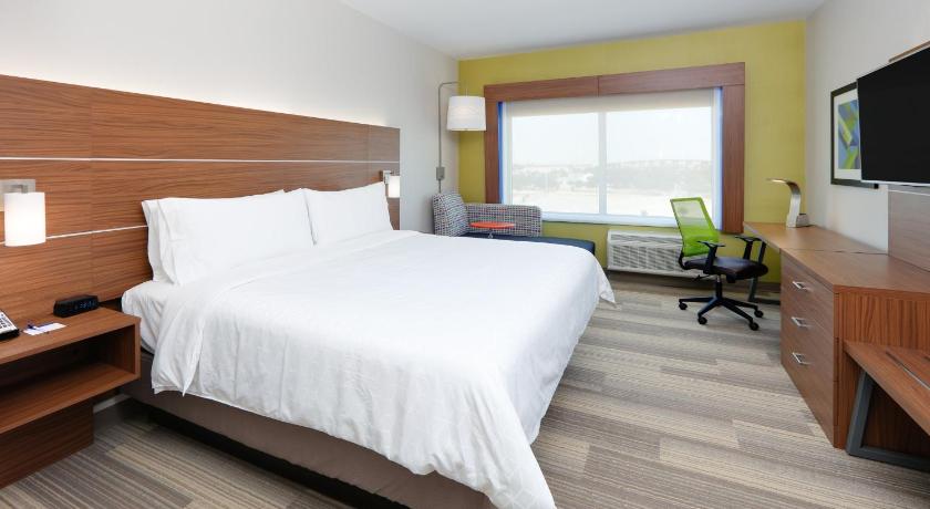 Holiday Inn Express & Suites Dallas NW HWY - Love Field