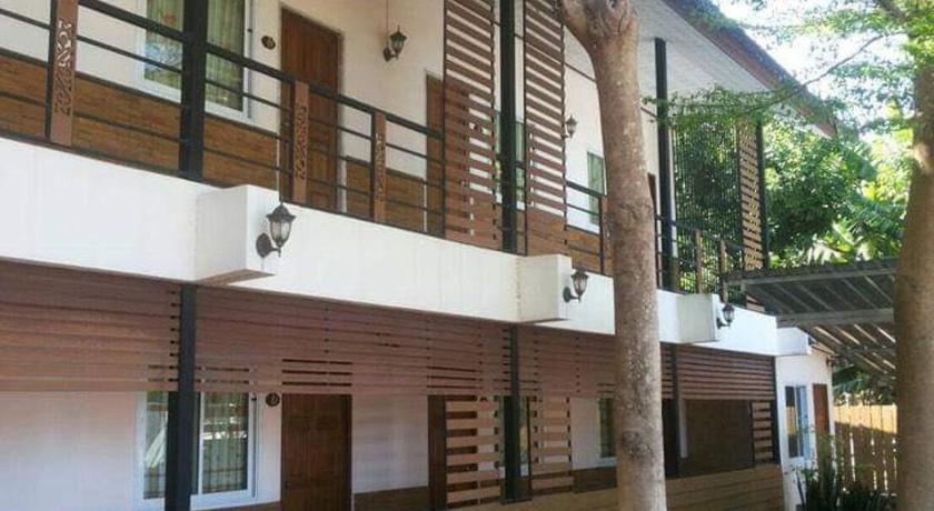 Charlee House
