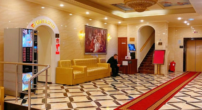 Corona Hotel photo