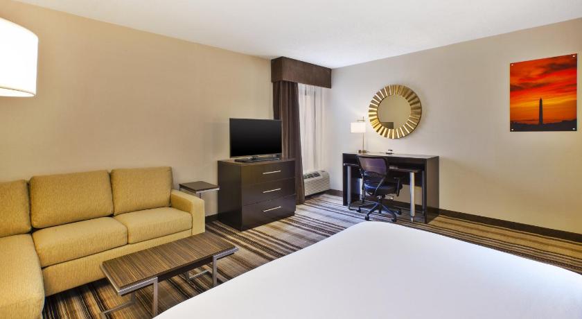 Holiday Inn Washington-Dulles International Airport