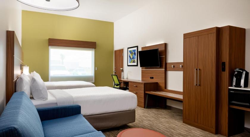 Holiday Inn Express and Suites Punta Gorda