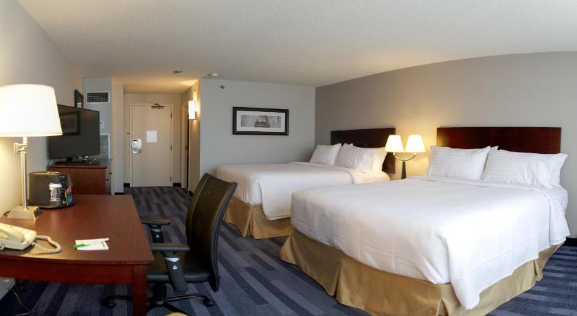 Holiday Inn Ottawa East