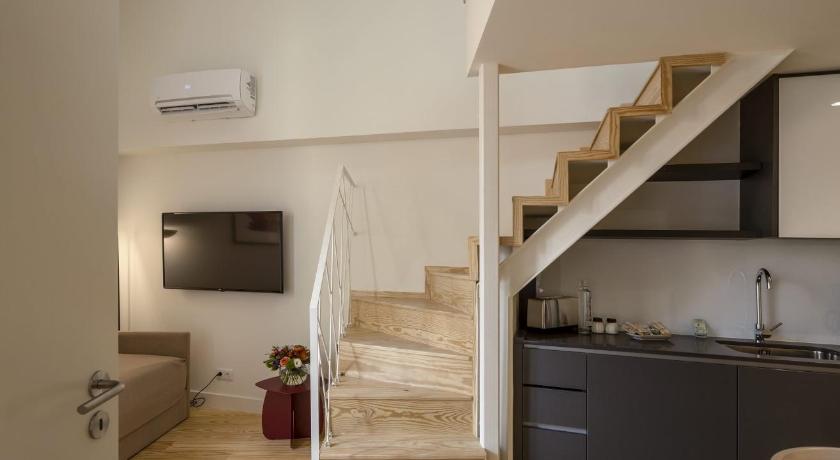 Lisbon Serviced Apartments - Santos - 8