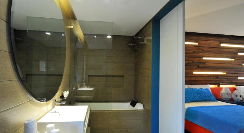 Image of Two Bedroom Suite 12
