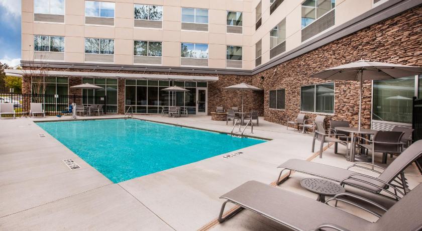 Holiday Inn Express & Suites Atlanta N - Woodstock photo