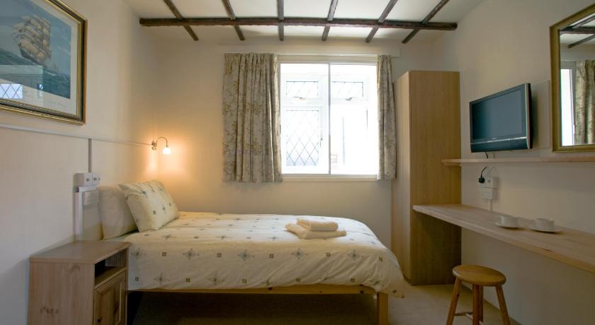 Oakwood Bed and Breakfast Heathrow