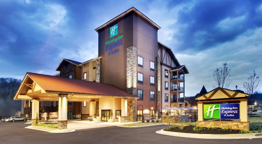 Holiday Inn Express Helen photo