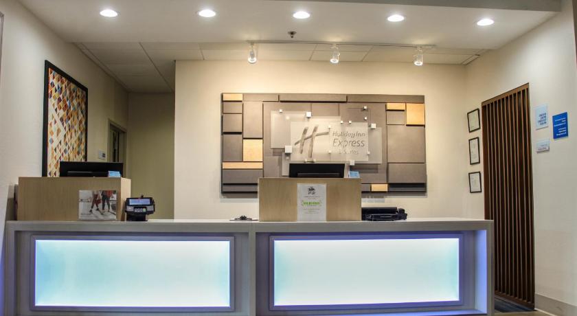 Holiday Inn Express Hotel & Suites Athens photo