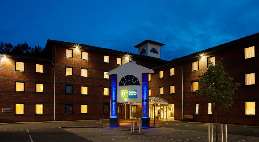 Holiday Inn Express Droitwich Spa